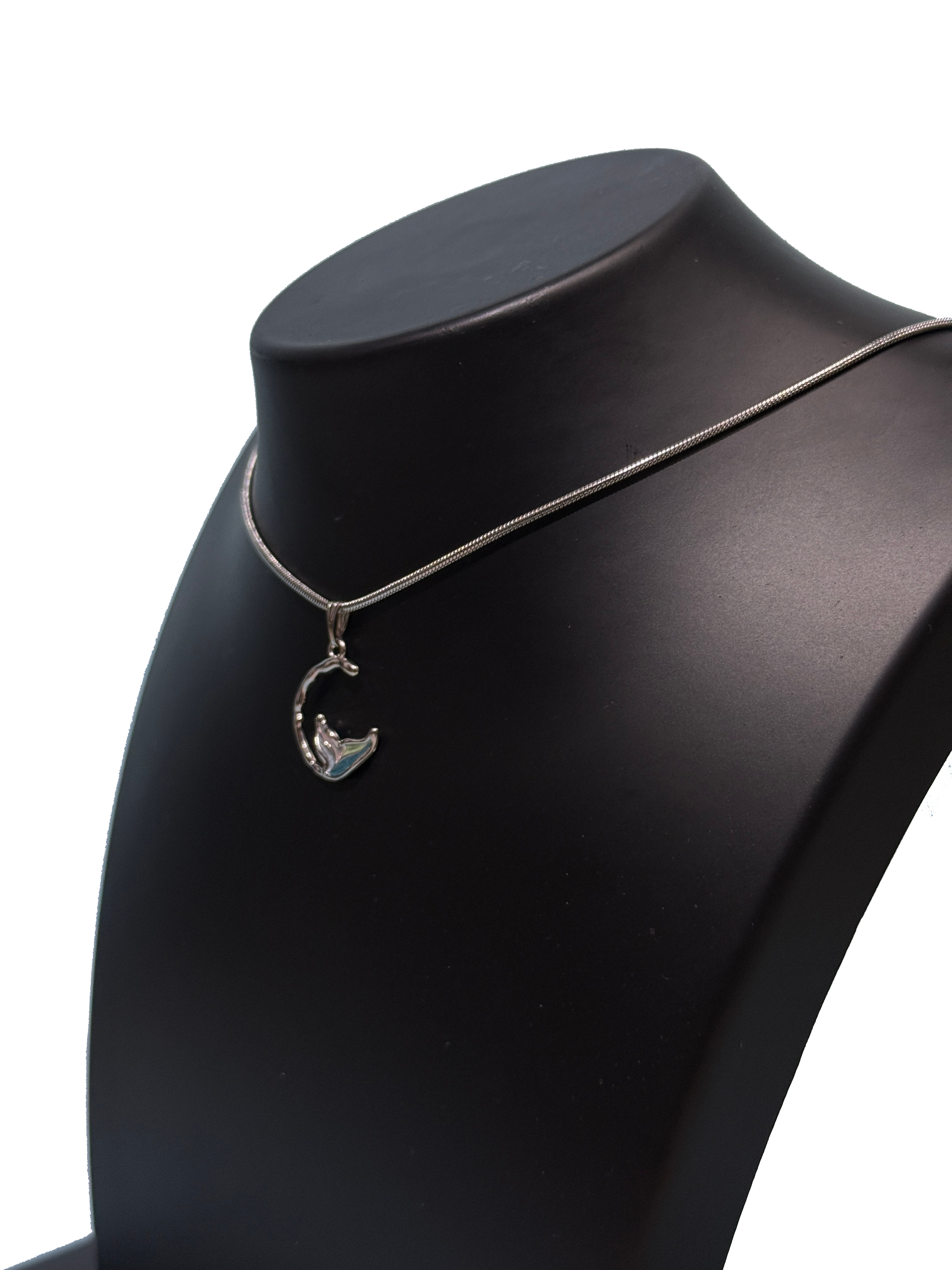 Seabreeze Tail Necklace