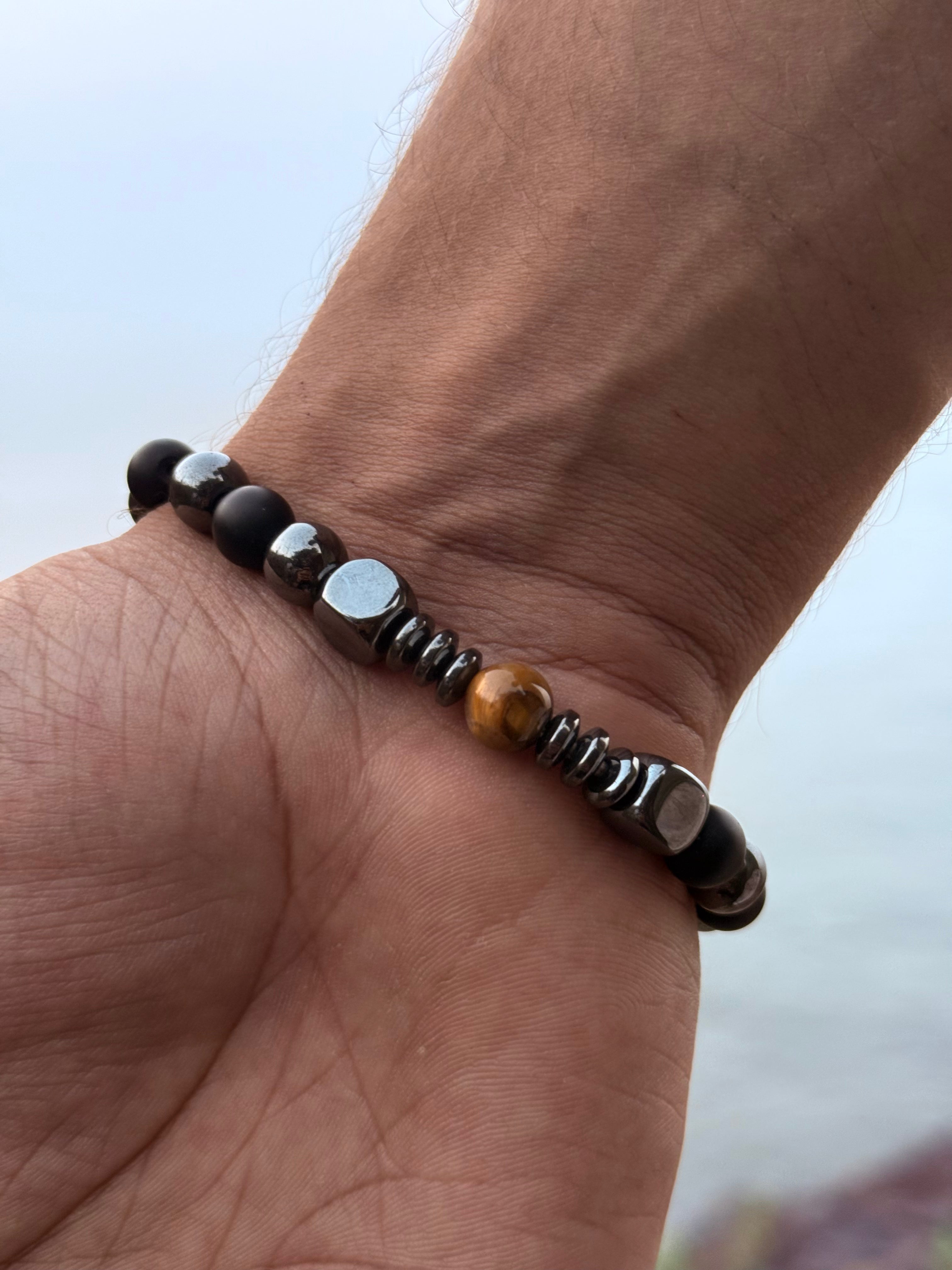 Dreameater Bracelet (Chestnut Orb)